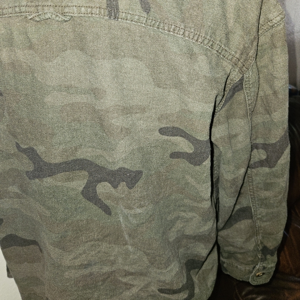 Time & Tru Womans Lightweight Jacket Size L (12-14) - Picture 8 of 11